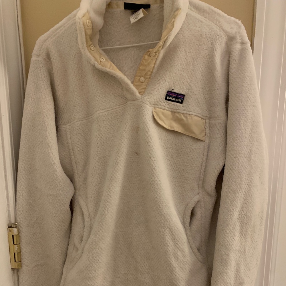White Patagonia fleece - white size Medium - Picture 2 of 3